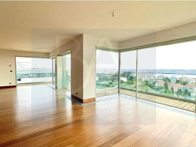 Apartamento venda em São Francisco Xavier, Lisboa