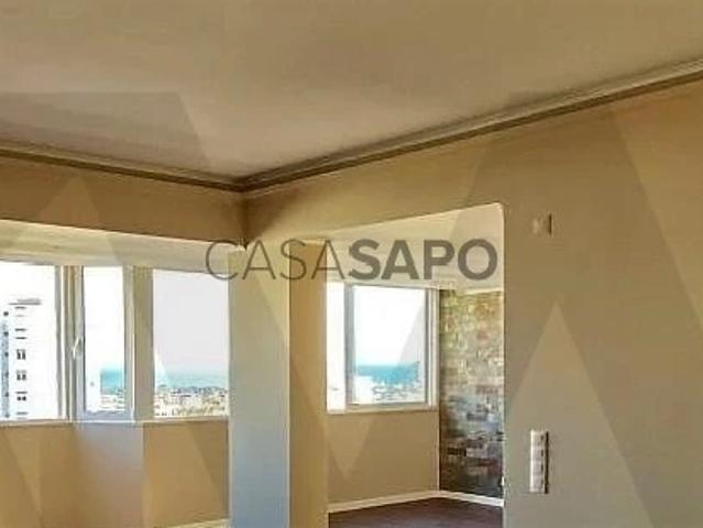 Apartamento alugar em Bairro J. Pimenta, Cascais