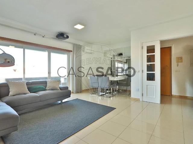 Apartamento alugar em Buzano, Cascais