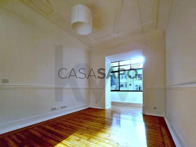 Apartamento alugar em Bairro das Novas Nações, Lisboa