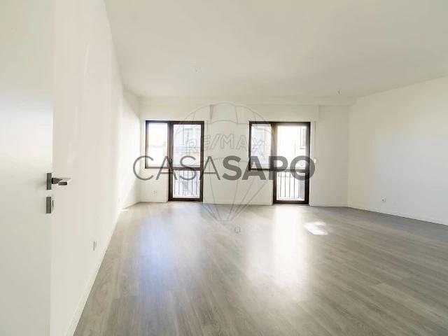 Apartamento alugar em Mercês, Lisboa