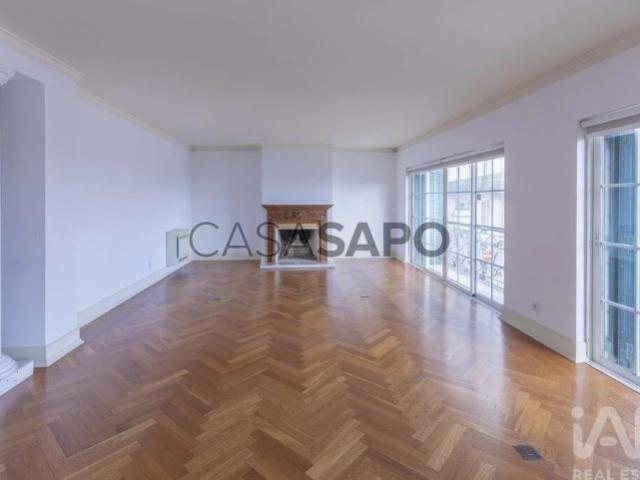 Apartamento alugar em Estrela, Lisboa