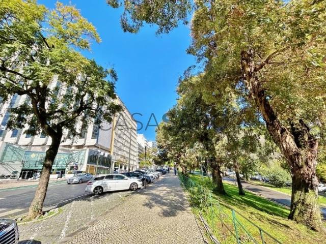 Apartamento alugar em Santo António, Lisboa