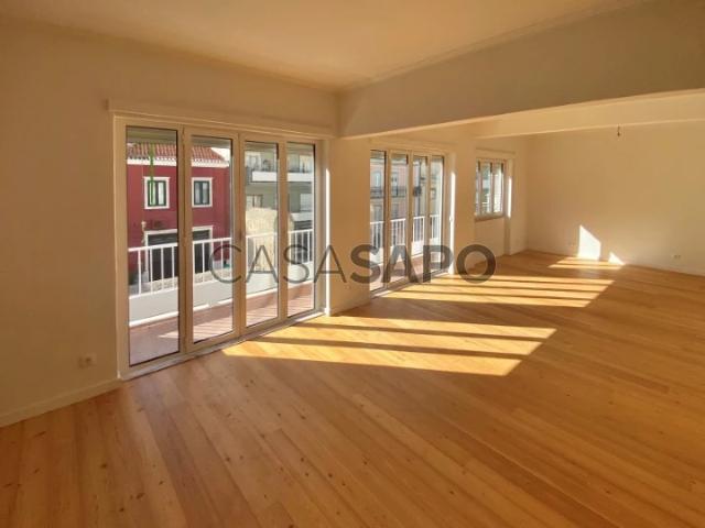 Apartamento alugar em Estrela, Lisboa