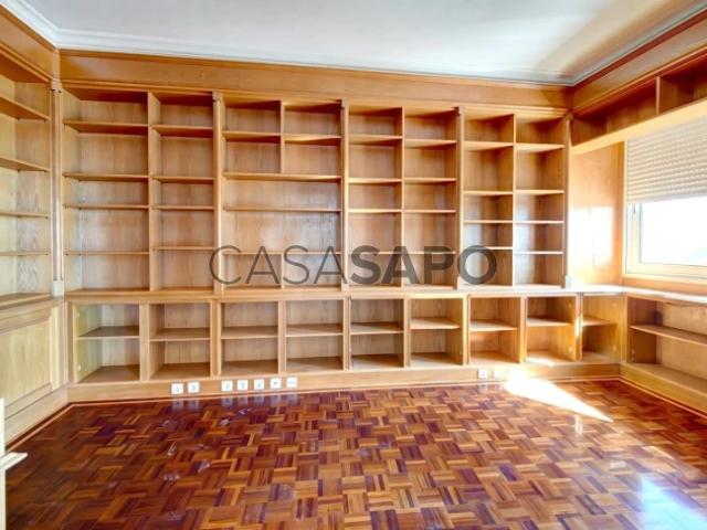 Apartamento alugar em São Francisco Xavier, Lisboa