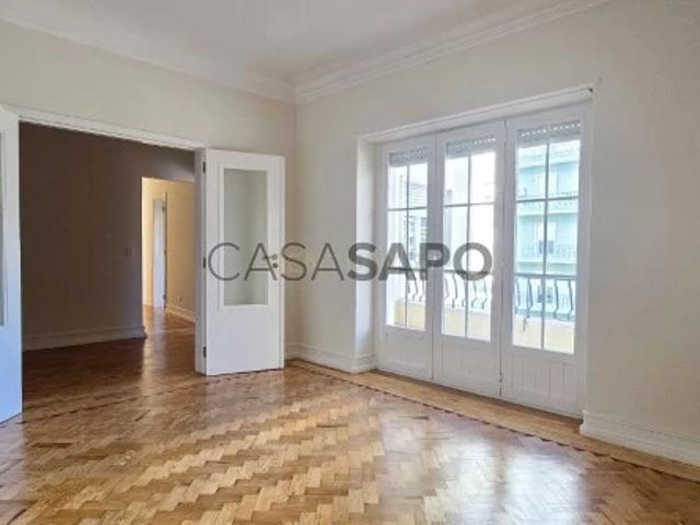 Apartamento alugar em Bairro de São Miguel, Lisboa