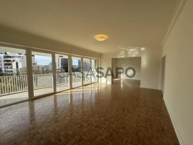 Apartamento alugar em Santo António, Lisboa