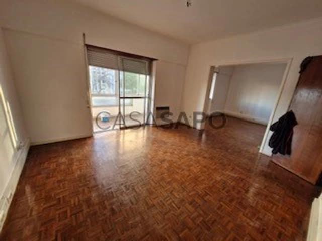 Apartamento alugar em Bairro da Calçada dos Mestres, Lisboa