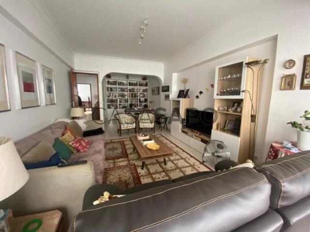 Apartamento alugar em Santiago Dos Velhos, Lisboa