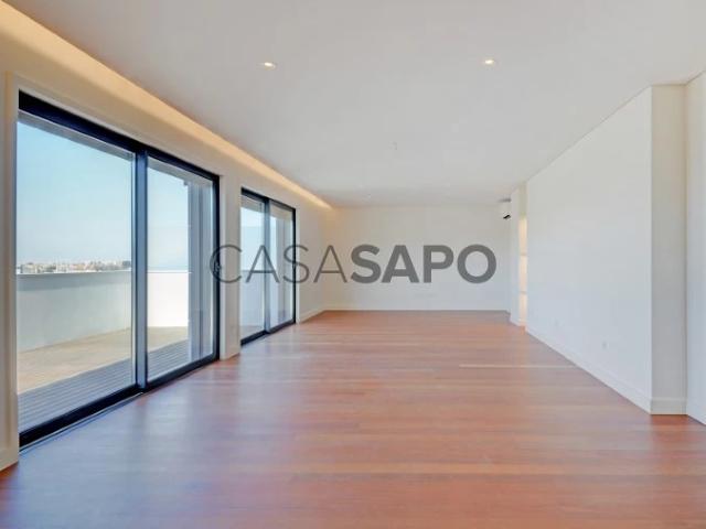 Apartamento alugar em Basílio Teles, Porto