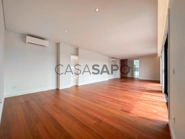 Apartamento alugar em Basílio Teles, Porto