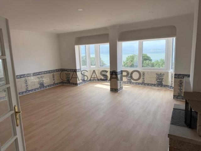 Apartamento alugar em Bairro Ferroviário, Barreiro