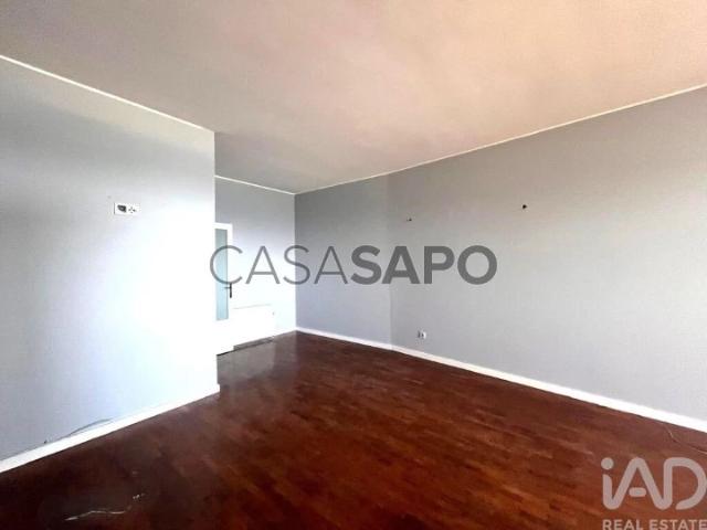 Apartamento alugar em Porto, Aldoar