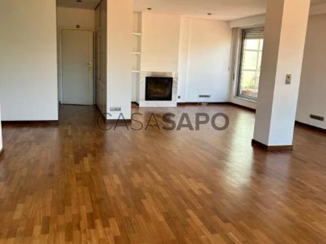 Apartamento alugar em Porto, Aldoar