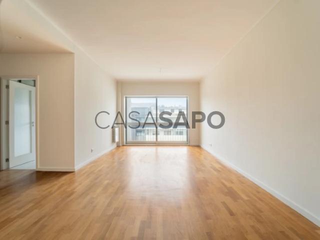 Apartamento alugar em Porto, Aldoar