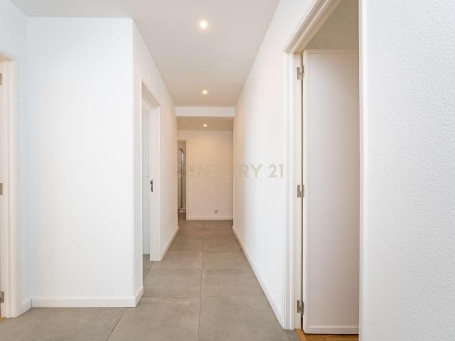 Apartamento alugar em Benfica