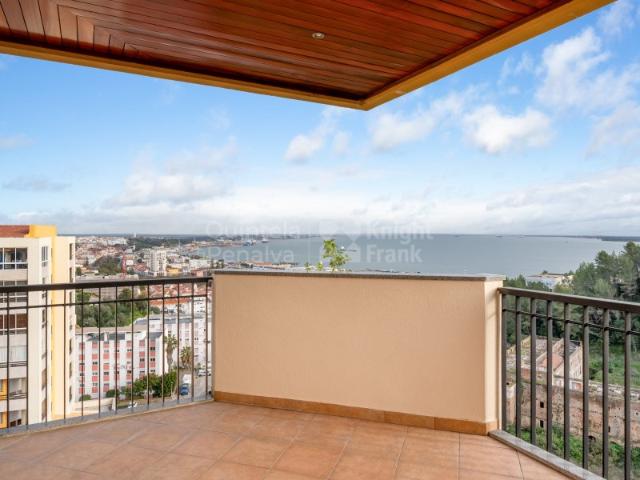 Apartamento alugar em Bairro dos Pescadores, Setúbal