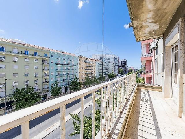 Apartamento alugar em Alvalade, Lisboa