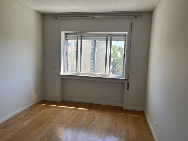 Apartamento alugar em Porto, Aldoar