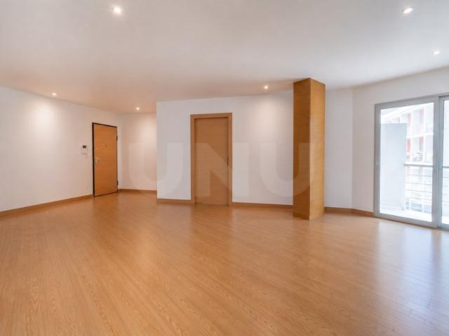 Apartamento venda em Nossa Senhora do Pópulo, Caldas Da Rainha