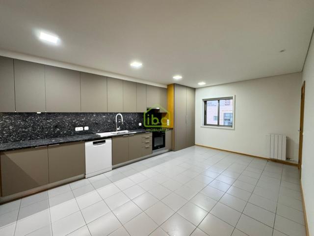 Apartamento alugar em A Ver-o-mar, Porto