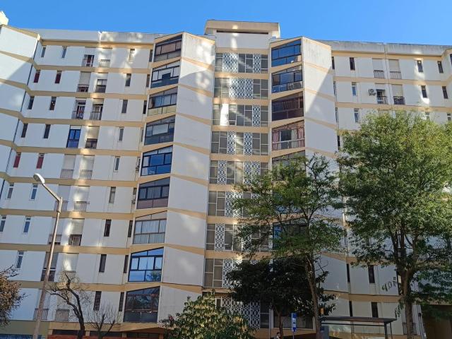 Apartamento alugar em Célula D, Lisboa