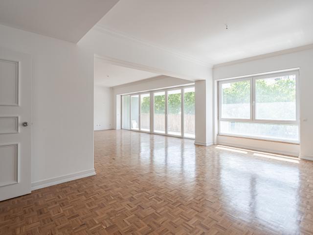 Apartamento alugar em Santo António, Lisboa