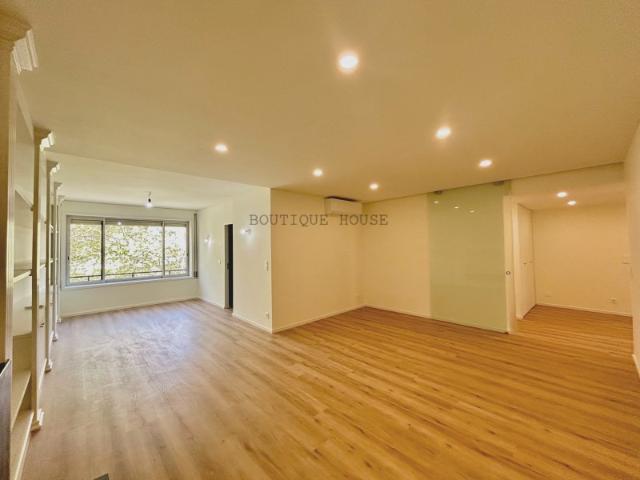 Apartamento alugar em Porto, Aldoar