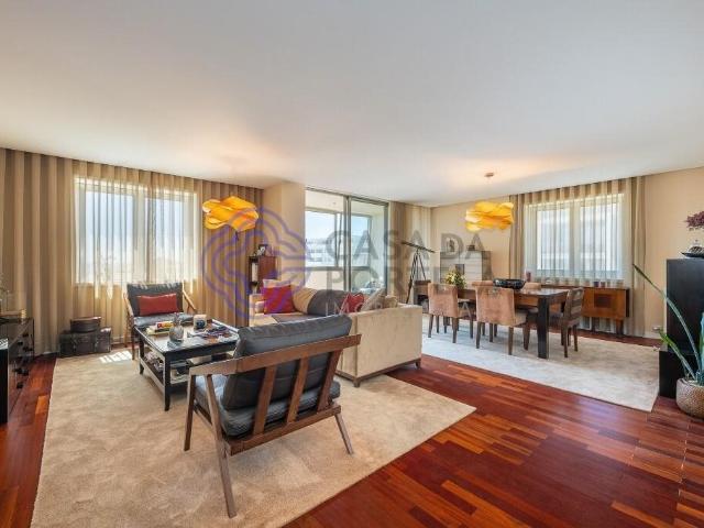 Apartamento venda em Basílio Teles, Porto