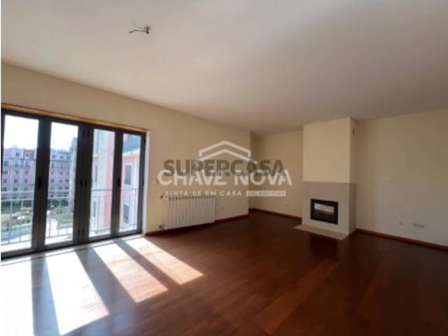 Casa venda em Oliveira do Douro, Vila Nova De Gaia