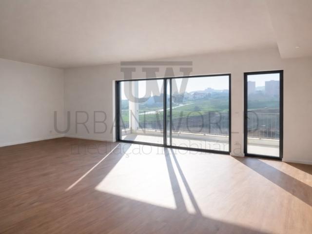 Apartamento venda em Santiago Dos Velhos, Lisboa