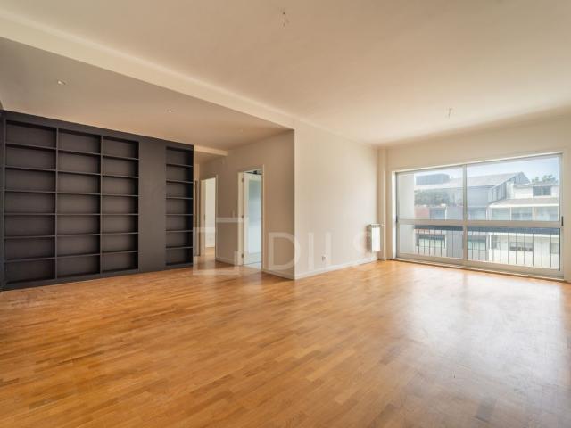 Apartamento alugar em Porto, Aldoar
