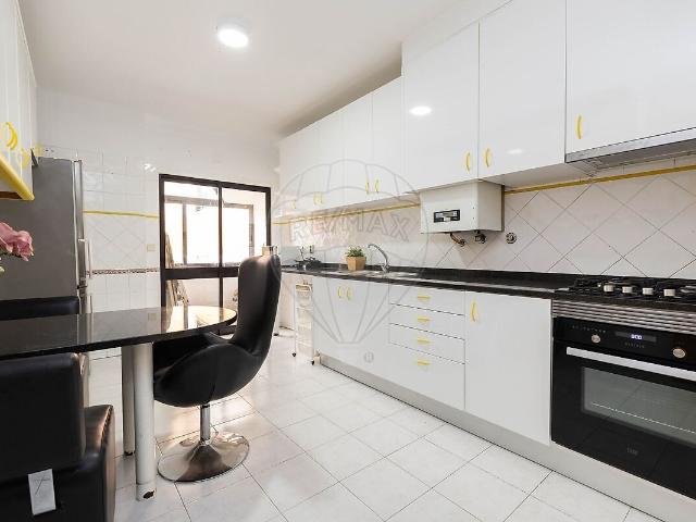 Apartamento venda em Tapada das Mercês, Algueirão-Mem Martins