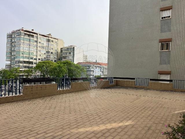 Apartamento venda em Almada Velha, Almada