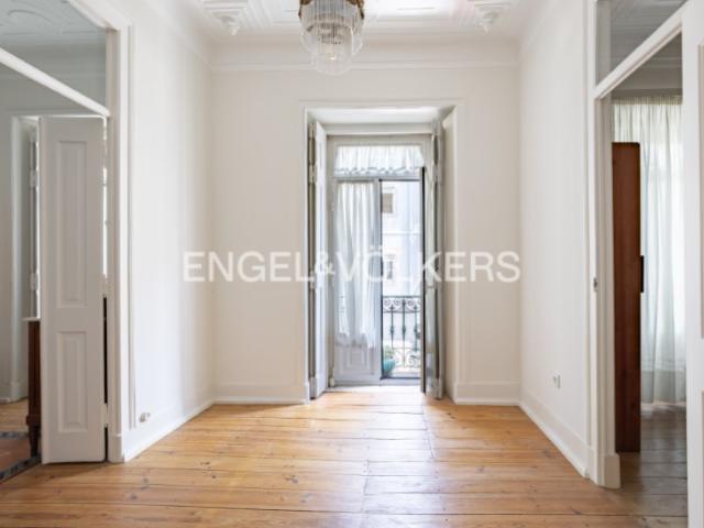 Apartamento venda em Santo António, Lisboa
