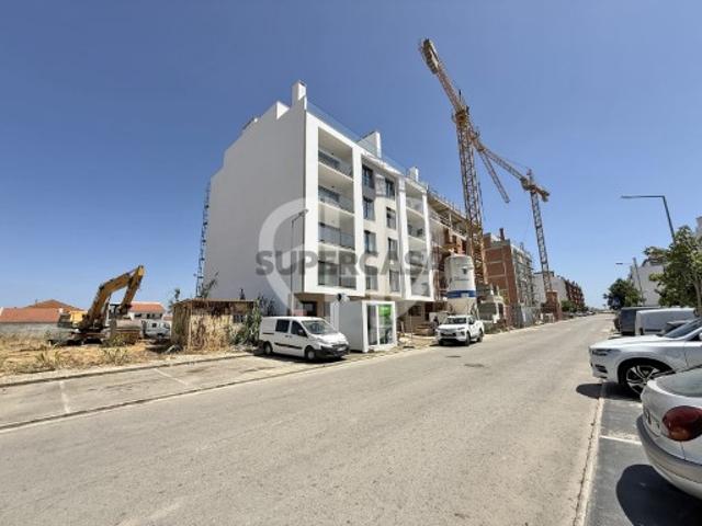 Casa venda em Urbanização Alto dos Moinhos, Montijo
