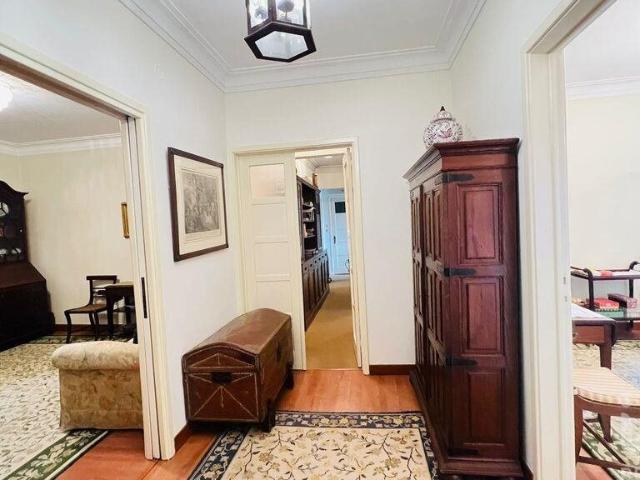 Apartamento venda em Estrela, Lisboa