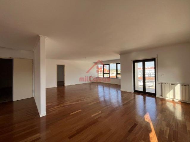 Apartamento alugar em Torres Vedras, Lisboa