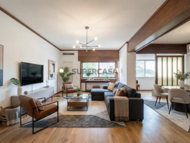 Casa venda em Miraflores, Oeiras