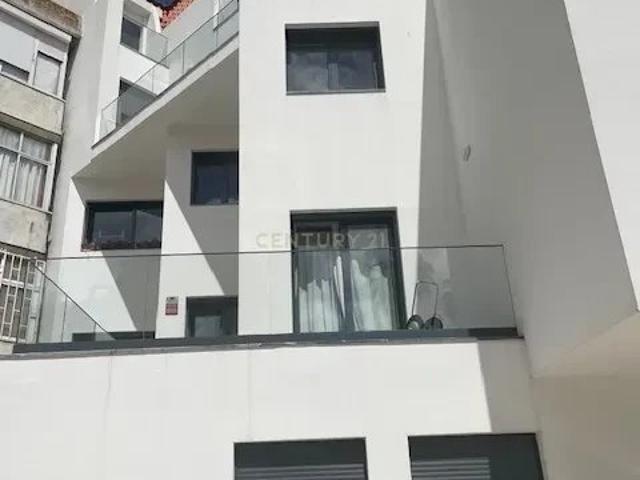 Apartamento venda em Santiago Dos Velhos, Lisboa