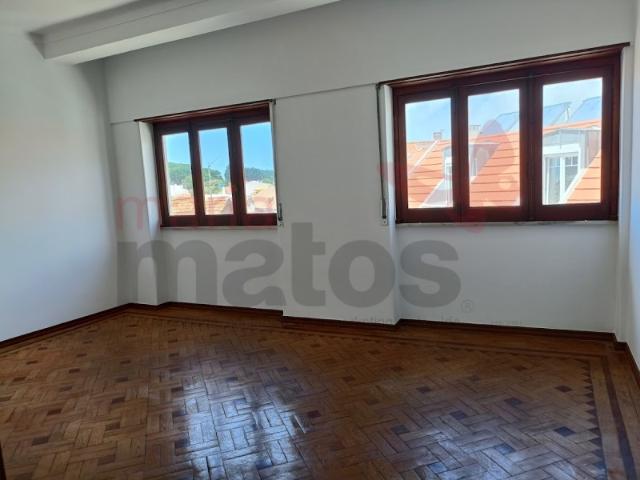 Apartamento alugar em Lourinhã, Lisboa