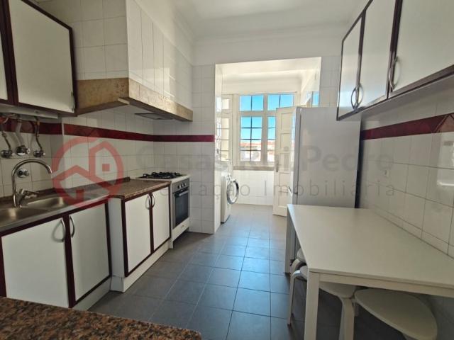 Apartamento alugar em Bairro Portugal Novo, Lisboa