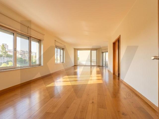 Apartamento venda em Célula C, Lisboa
