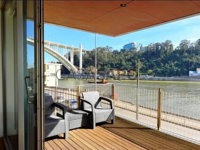 Apartamento alugar em Porto, Lordelo Do Ouro