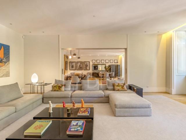 Apartamento venda em Santo António, Lisboa