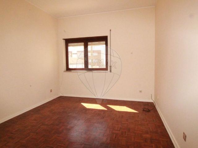 Apartamento alugar em Bairro Ferroviário, Barreiro