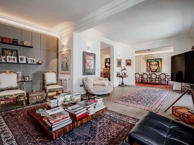 Apartamento venda em Santo António, Lisboa