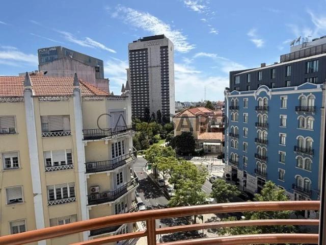 Apartamento alugar em Avenidas Novas, Lisboa