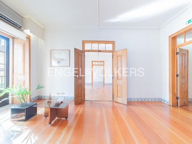 Apartamento venda em Santo António, Lisboa