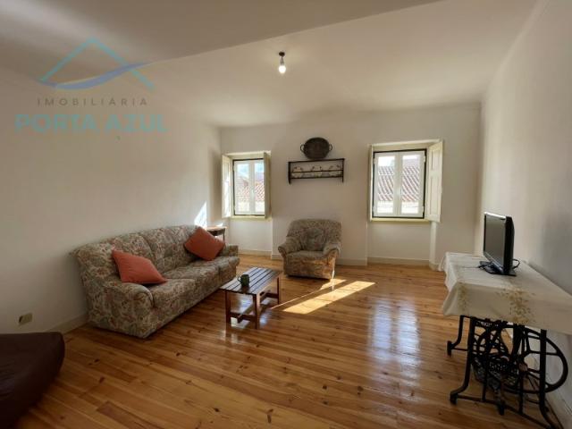 Apartamento alugar em Casal das Hortas, Alcobaça